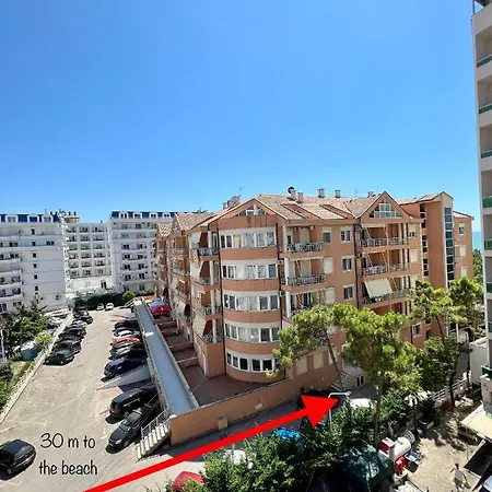 Best Location Beach Apt Golem Apartment *